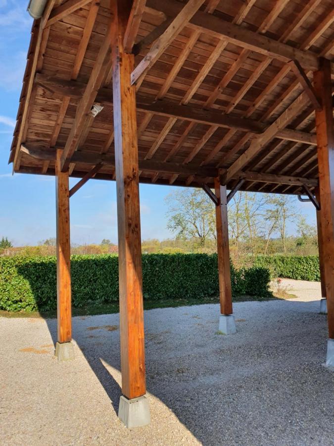 Gite Le Bonnet Marlieux Eksteriør billede